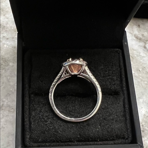 Beautiful Sterling Silver and Rose Gold Amethyst Ring. ๐ - Picture 7 of 9